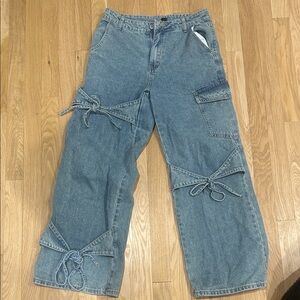 Cider size small jeans with bow detail